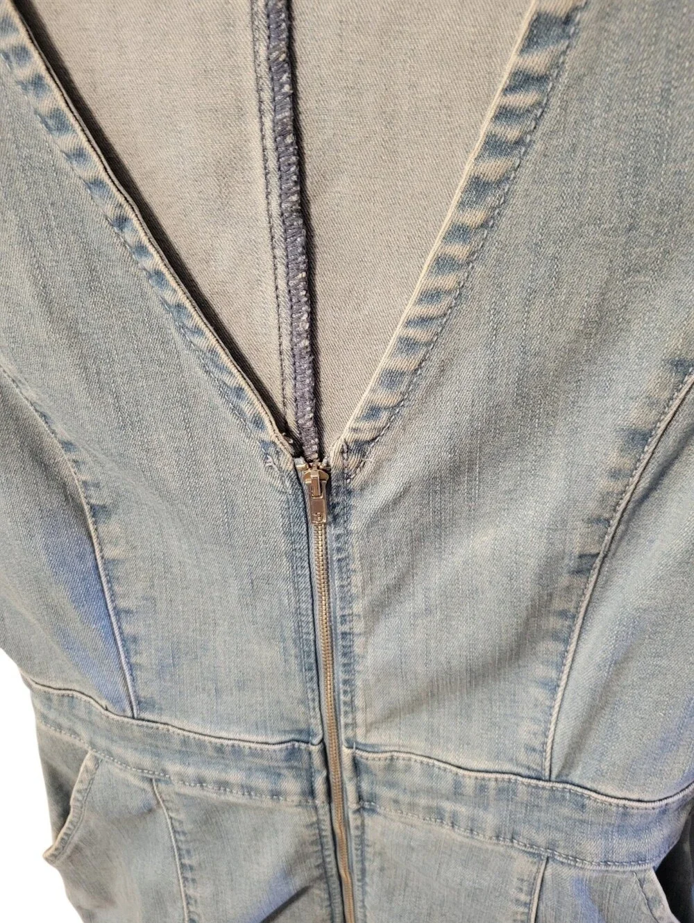 Guess Light Blue Denim V-Neck Zip Mini Dress - Picture 4 of 8